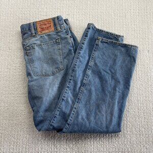 Levi's 504 Jeans Men's 38 x 32* Regular Fit Leg Blue Light Wash Denim Casual